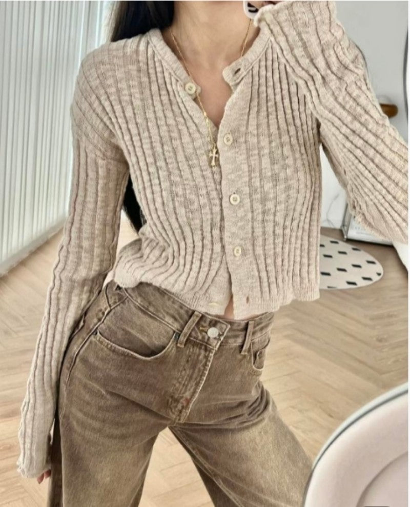 high-waisted, slimming knitted cardigan Tracymade