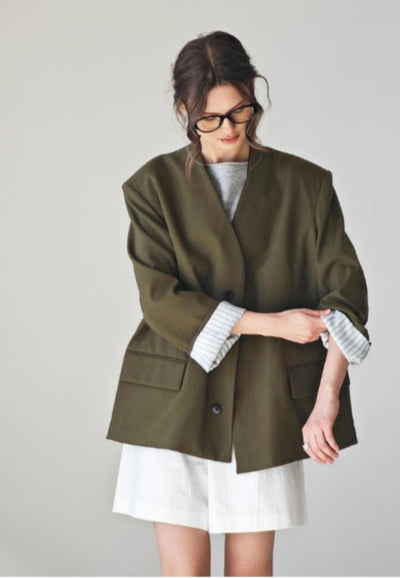 Minimalist design modern contrasting color suit jacket Tracymade