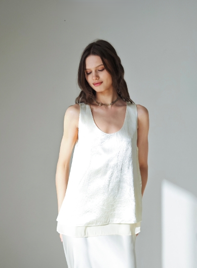 Minimalist double-layer skin-friendly sleeveless vest Tracymade