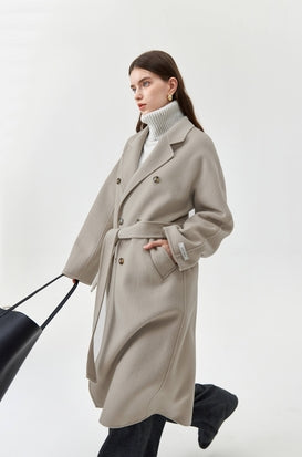 Plush Wool Coat With Belt Tracymade