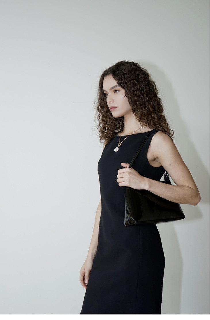 Minimalist sleeveless fitted dress Tracymade