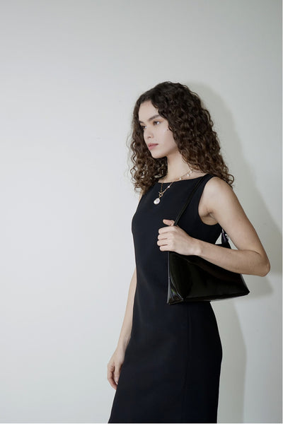 Minimalist sleeveless fitted dress Tracymade