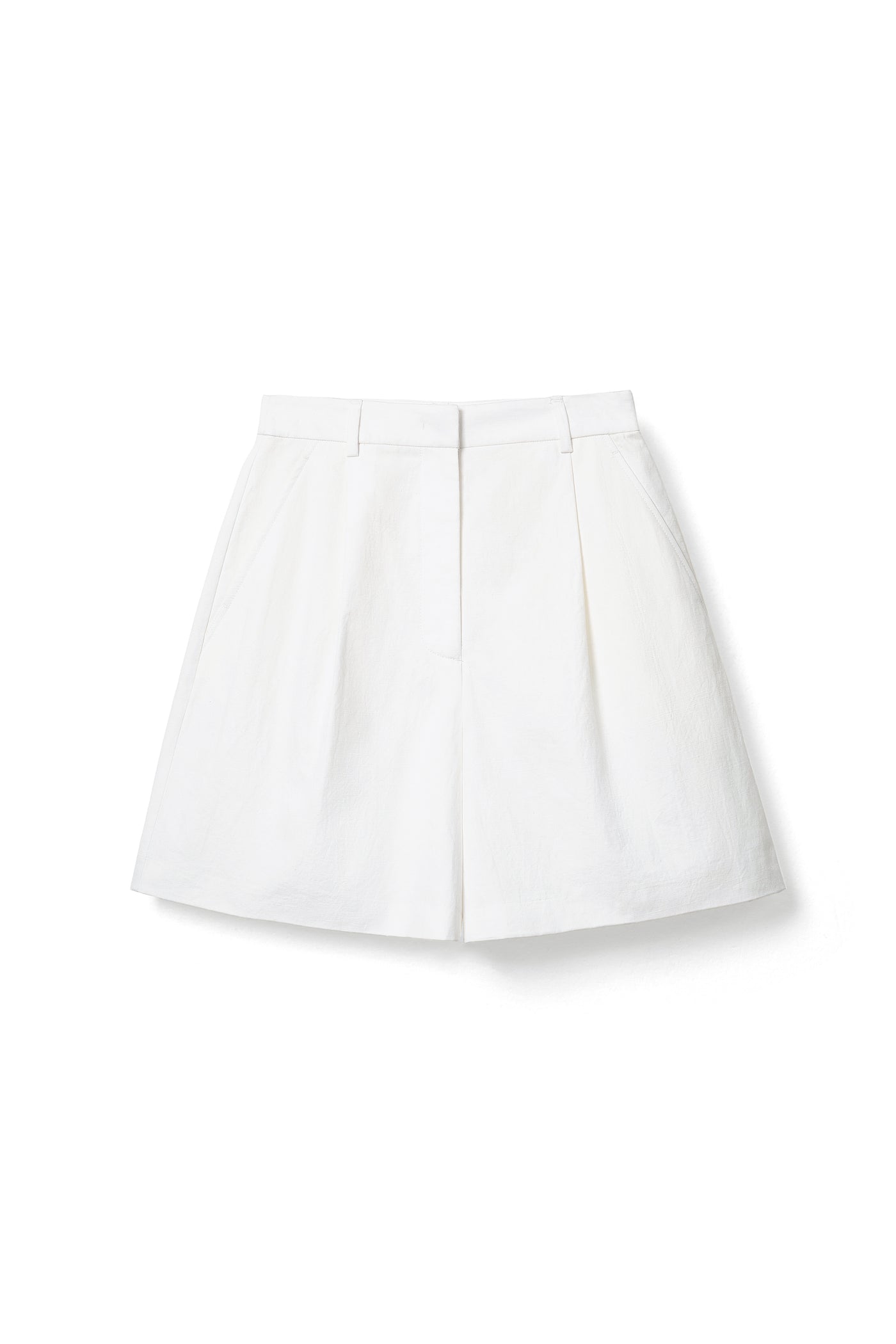 Laid-back, casual and slimming shorts Tracymade 4（S） white