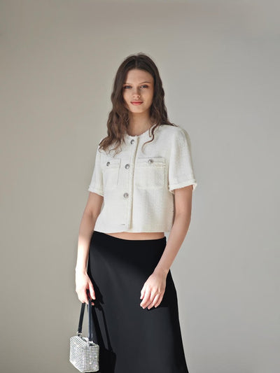 Short-sleeved feminine-style blouse with a flared design Tracymade