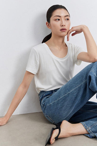 Minimalist round-neck T-shirt Tracymade
